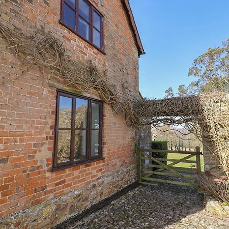 Vine Cottage Musbury Exterior photo